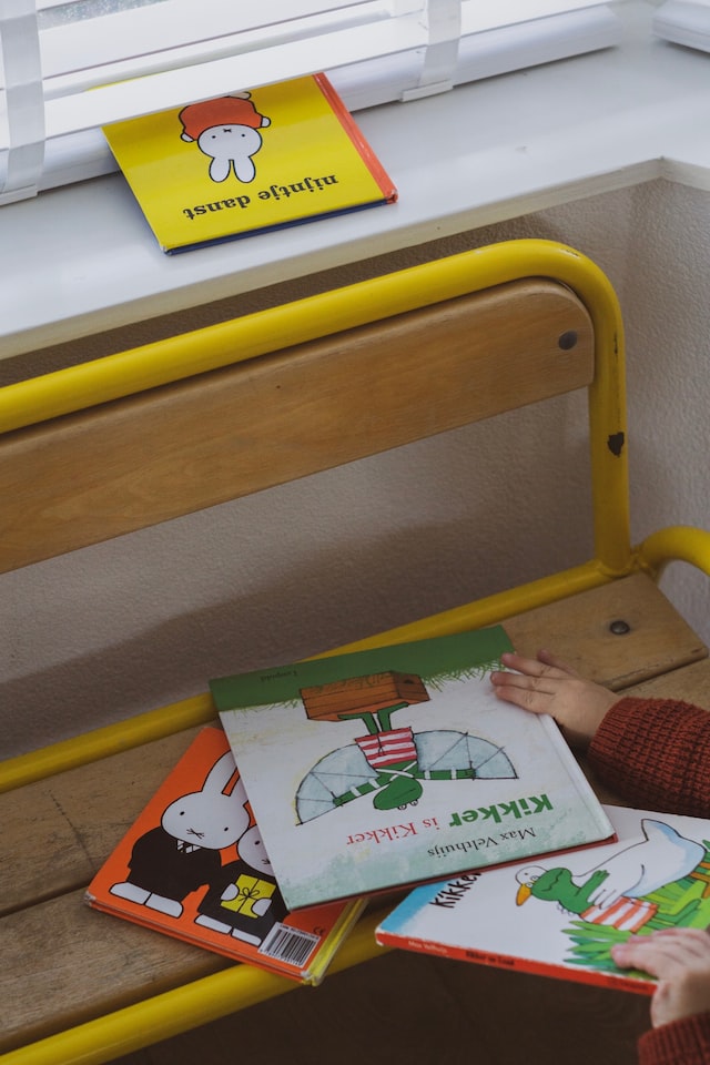 Kinderboeken speciaal geschreven voor het onderwijs